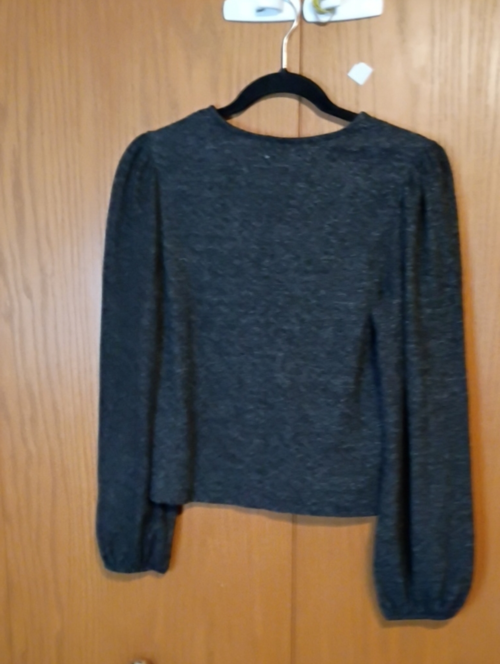 ZARA Soft Dark Gray Pearl-Trimmed Long Sleeve Top Size Small - Picture 6 of 6